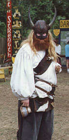 peop040.jpg (16963 bytes)
