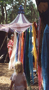 Shop019.jpg (21210 bytes)