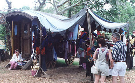 Shop026.jpg (57935 bytes)